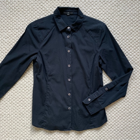 Teenflo tailored black cotton blouse - Picture 1 of 8